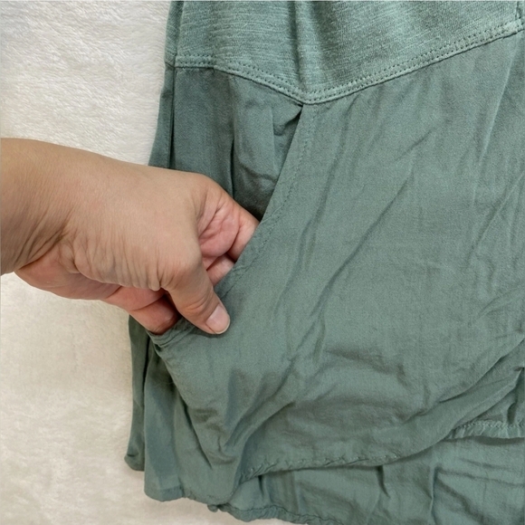 Anthropologie Meadow Rue Sage Green Reha Tab Sleeve Tunic Top - Picture 2 of 3